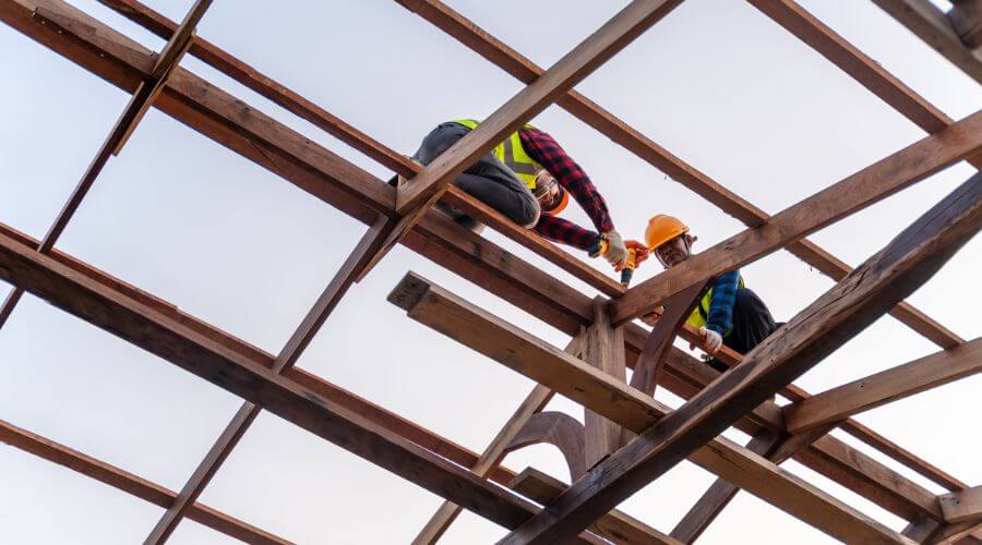 Expert Emergency Roof Repairs services in Deford, MI